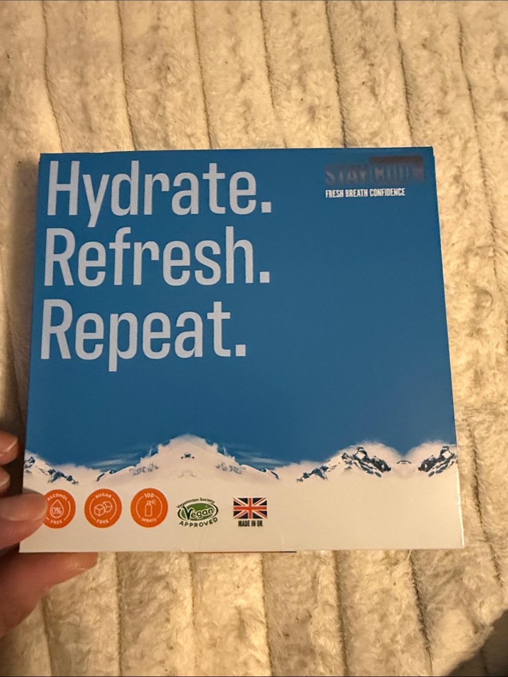 Hydrate. Refresh. Repeat. Moisturizing Breath Mints - Blue